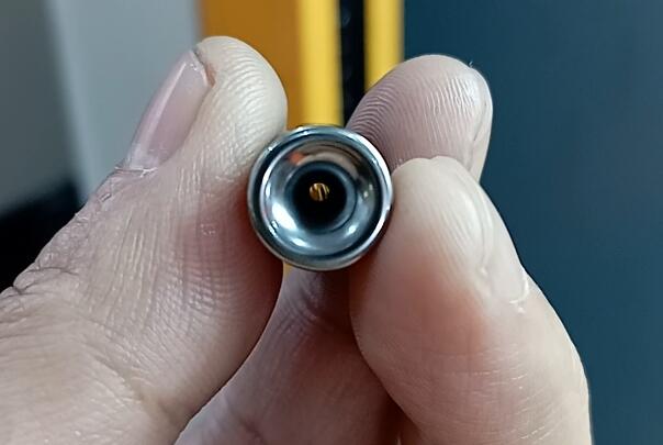 斯曼克高壓磨粒流用于鎢鋼小孔拋光，速度一定要快！