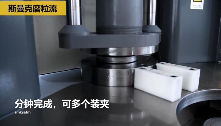 冷鐓模具<a href='http://yyjdwx.com' target='_blank'><u>內(nèi)孔拋光</u></a>，<a href='http://yyjdwx.com' target='_blank'><u>流體拋光機</u></a>來執(zhí)行